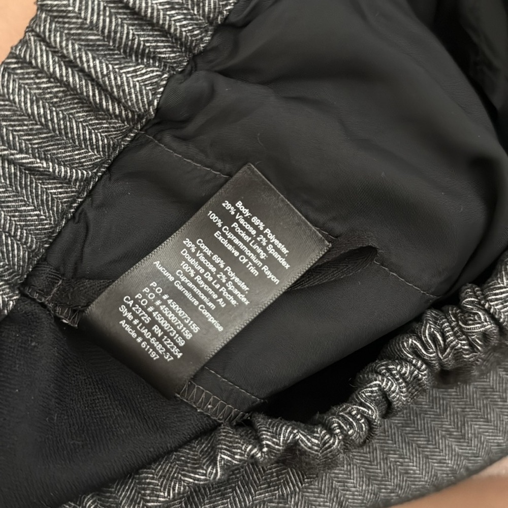 Aritzia The Group Babaton Drawstring Dress Pant (M) - Picture 6 of 6